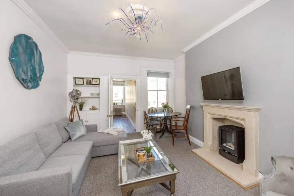 Georgian Apartment Located In The Center Of Bath. Eksteriør billede