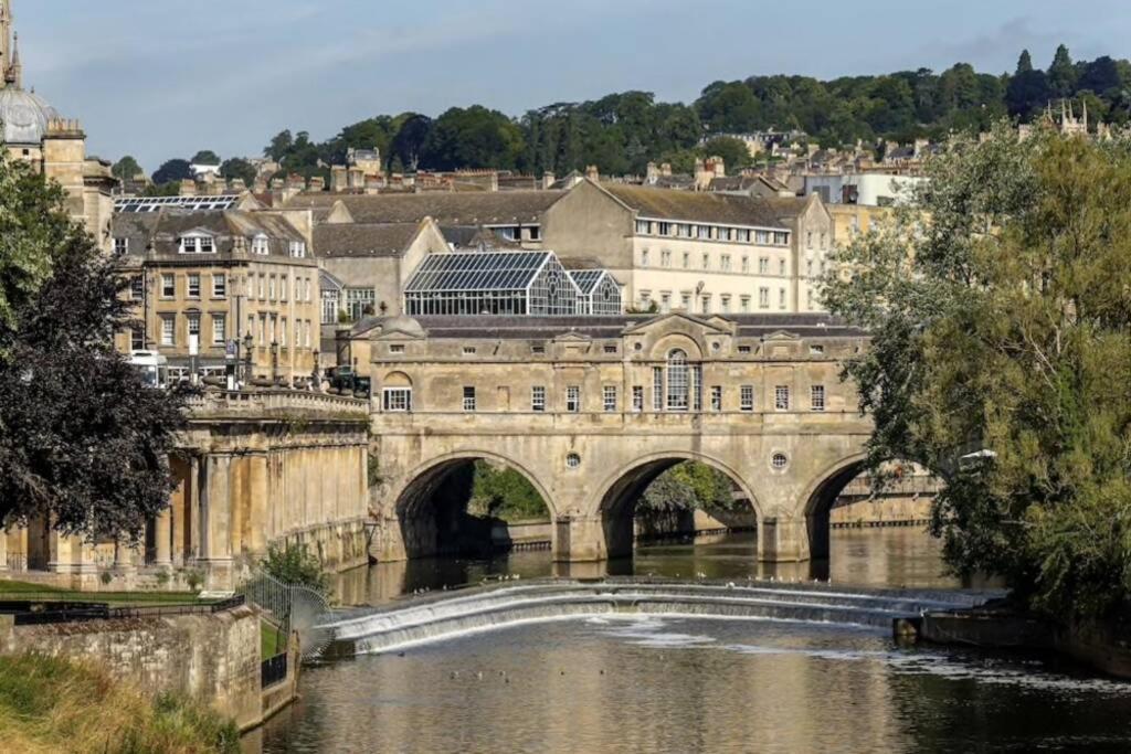 Georgian Apartment Located In The Center Of Bath. Eksteriør billede